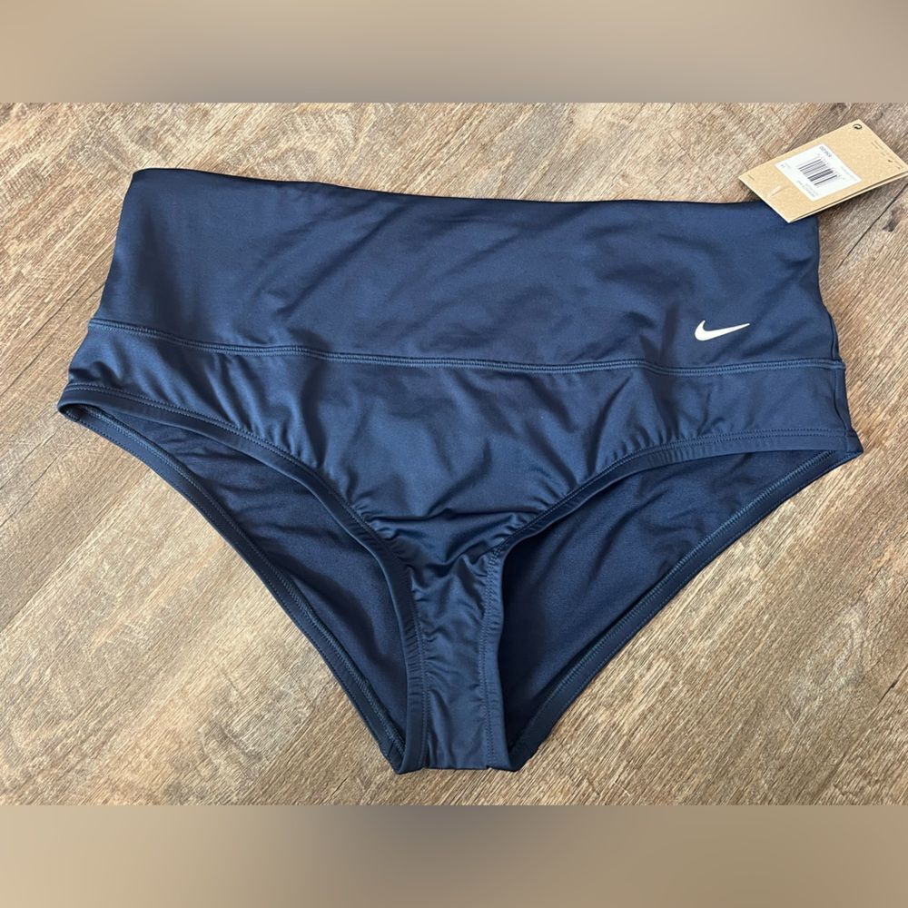 Nike Women's Plus Size Essential High Waist Bikini Bottom-Size 1X